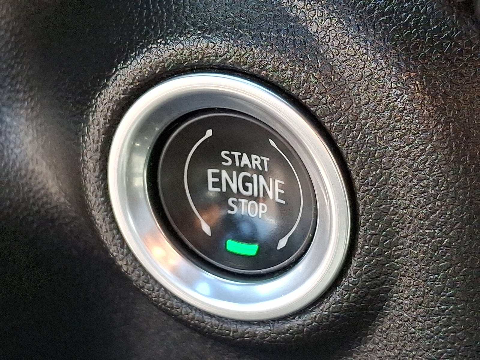 Used 2022 Chevrolet Silverado 1500 LT w/ Bed Protection Package AWD/4WD image 23