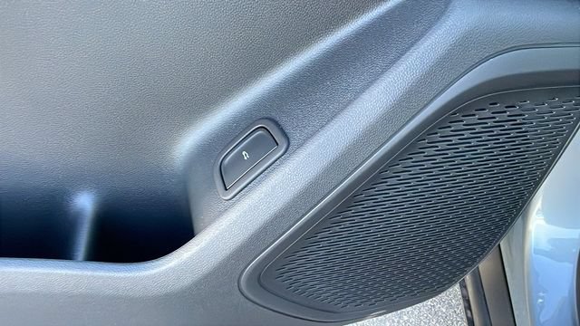 New 2026 Chevrolet Traverse LT w/ LPO, Floor Liner Package FWD image 27