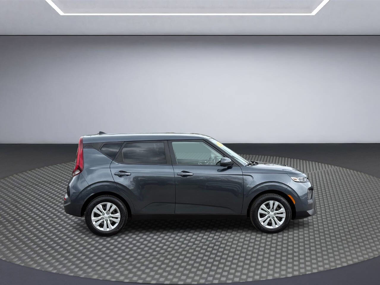 Used 2020 Kia Soul LX FWD image 8