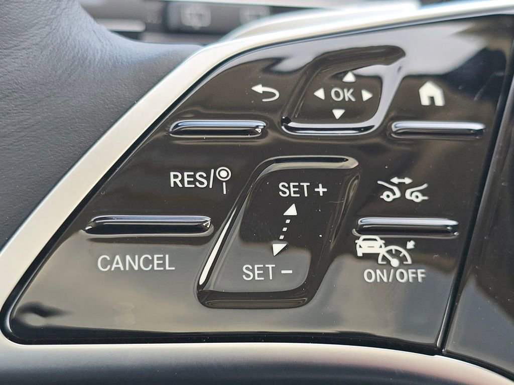 New 2026 Mercedes-Benz GLS 450 4MATIC image 36