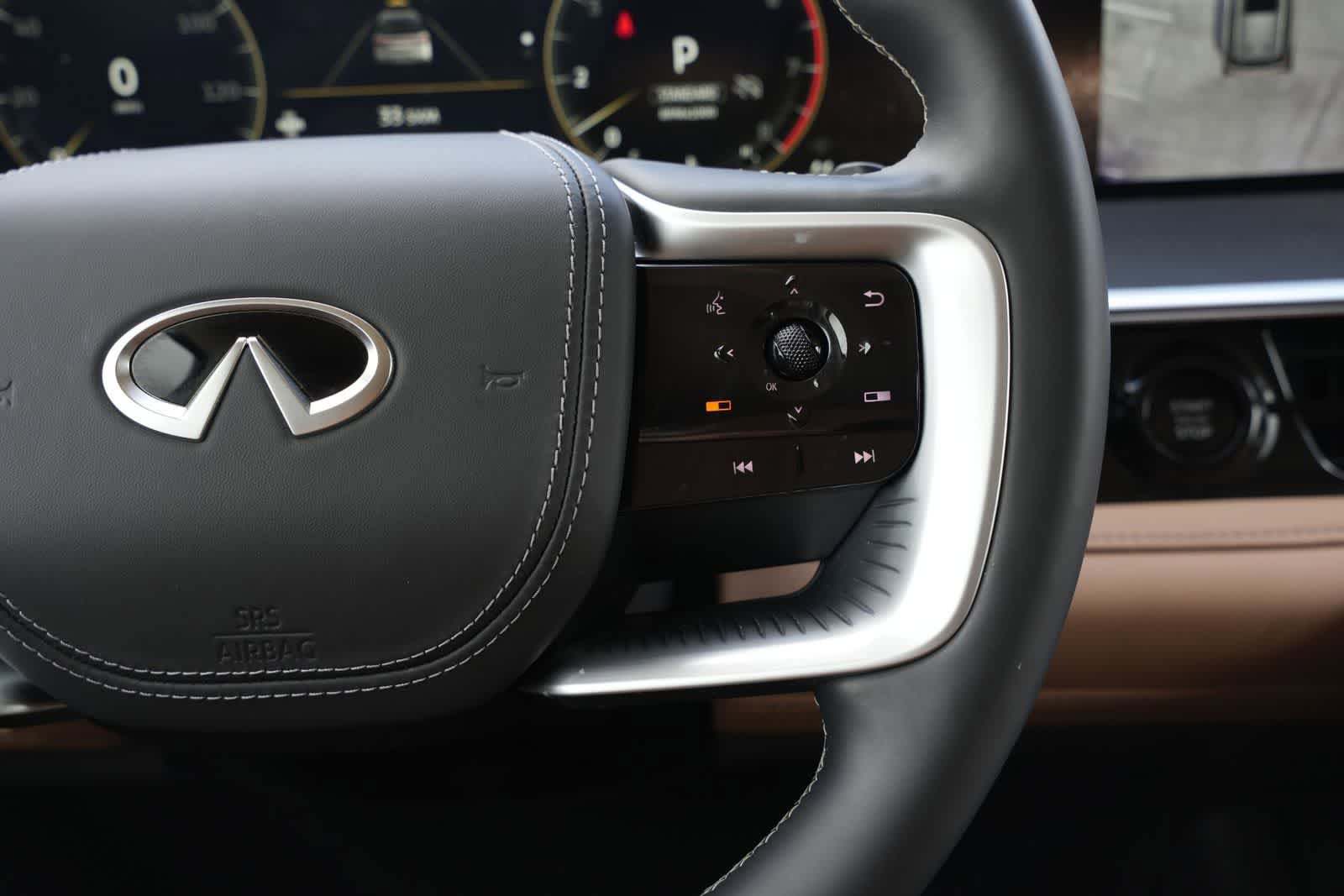 Certified 2025 INFINITI QX80 Sensory AWD/4WD image 8