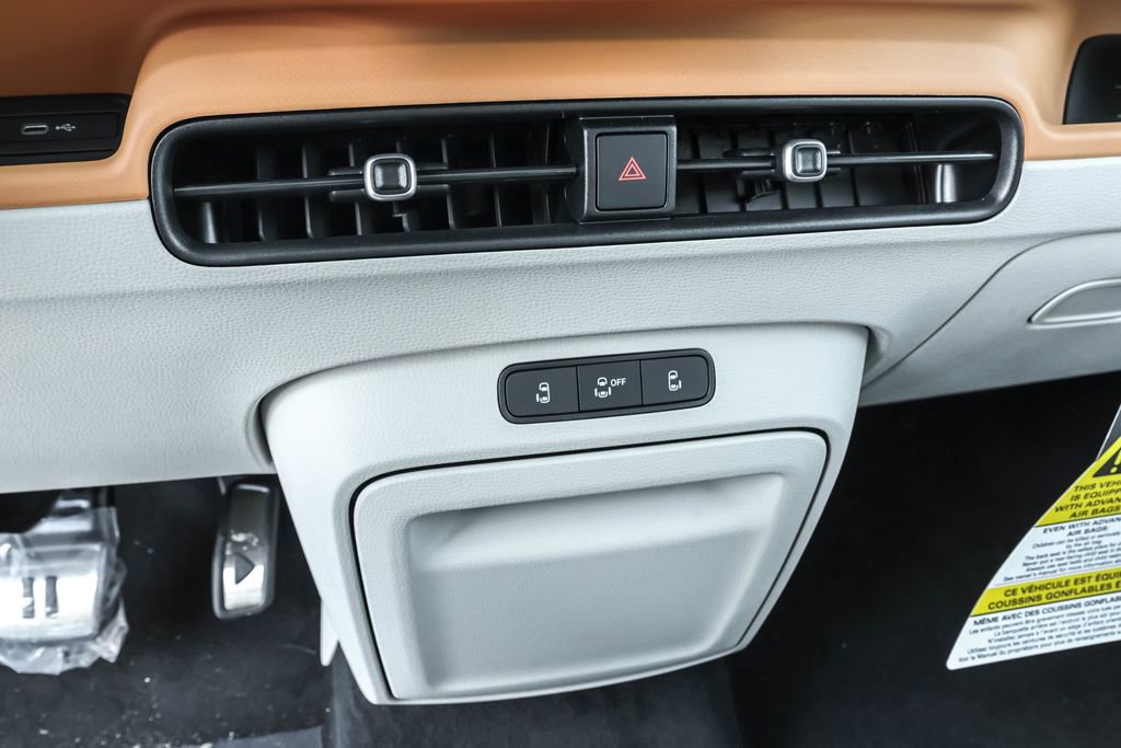 New 2025 Volkswagen ID. Buzz 1st Edition image 31