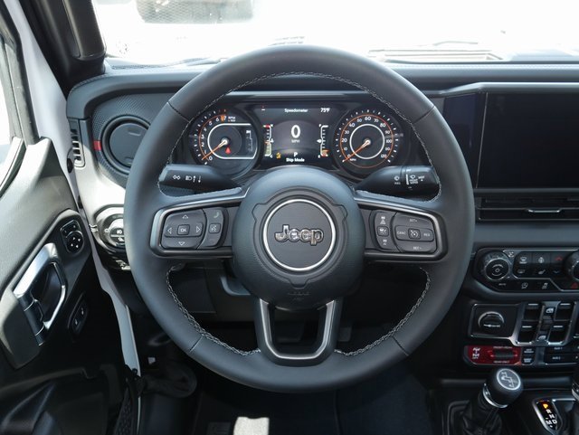 New 2025 Jeep Gladiator Rubicon w/ Safety Group image 17