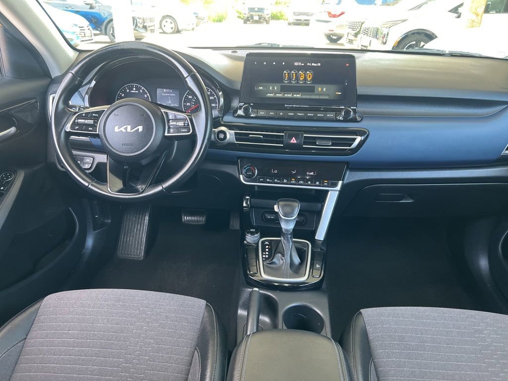 Certified 2022 Kia Seltos S FWD image 16