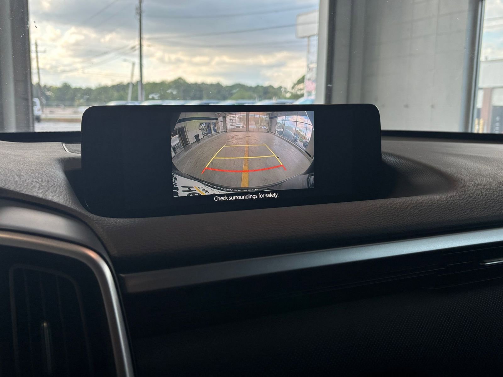 Used 2025 MAZDA CX-50 AWD 2.5 S w/ Preferred Package image 17