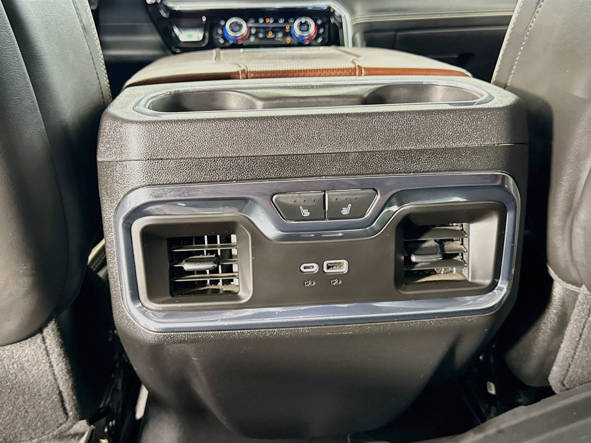 Used 2024 GMC Sierra 2500 Denali Ultimate AWD/4WD image 28