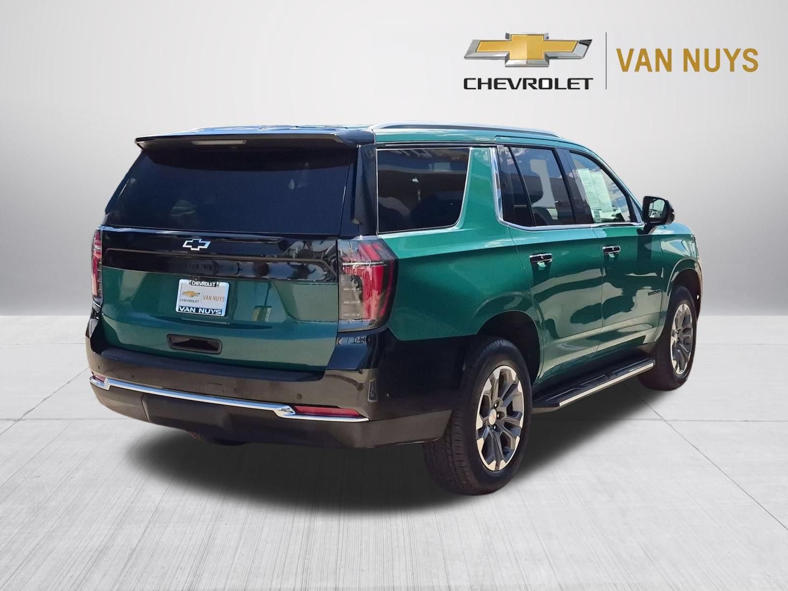 Used 2026 Chevrolet Tahoe LS w/ LPO, Dark Essentials Package RWD image 5