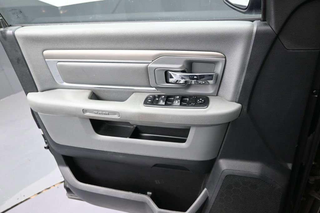 Used 2014 RAM 1500 Big Horn RWD image 11