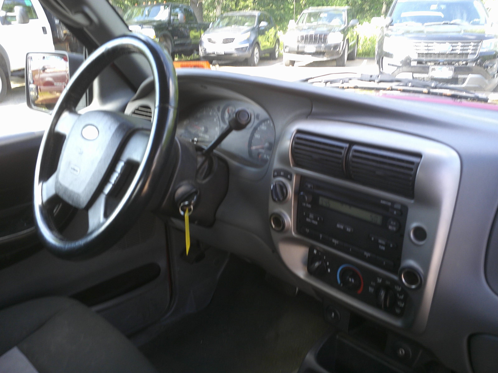 Used 2010 Ford Ranger XLT AWD/4WD image 12