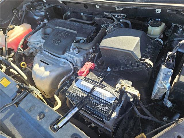 Used 2015 Toyota RAV4 Limited image 23