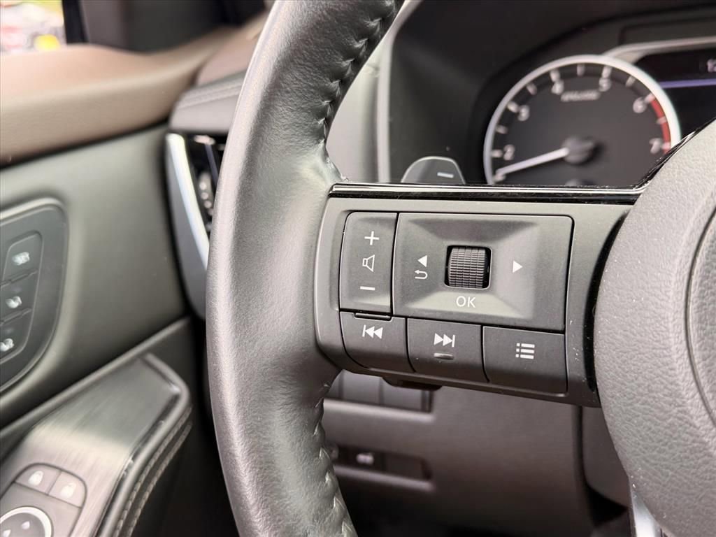 Used 2023 Nissan Rogue SL w/ SL Premium Package AWD/4WD image 22