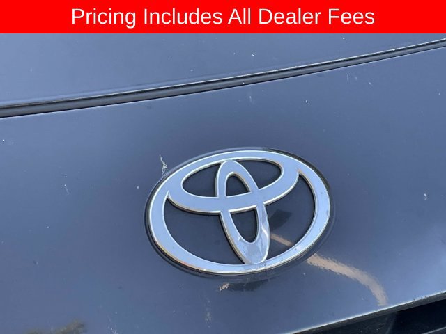 Used 2025 Toyota Camry LE FWD image 13