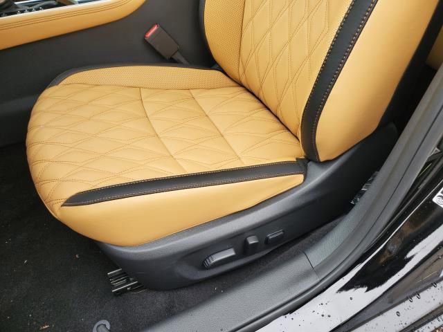 New 2025 Nissan Sentra SV w/ SV Premium Package image 21