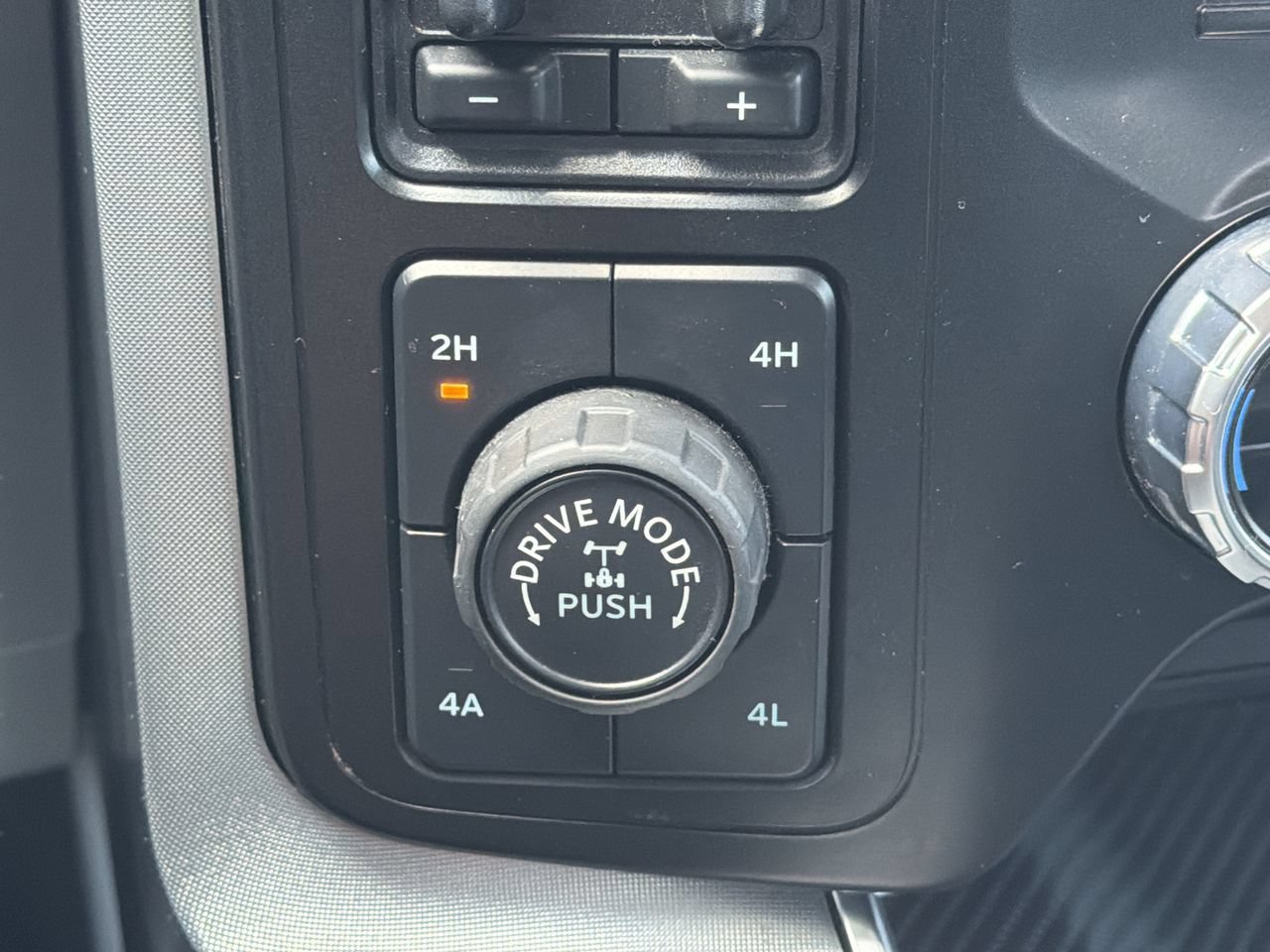 Used 2023 Ford F150 Limited AWD/4WD image 25