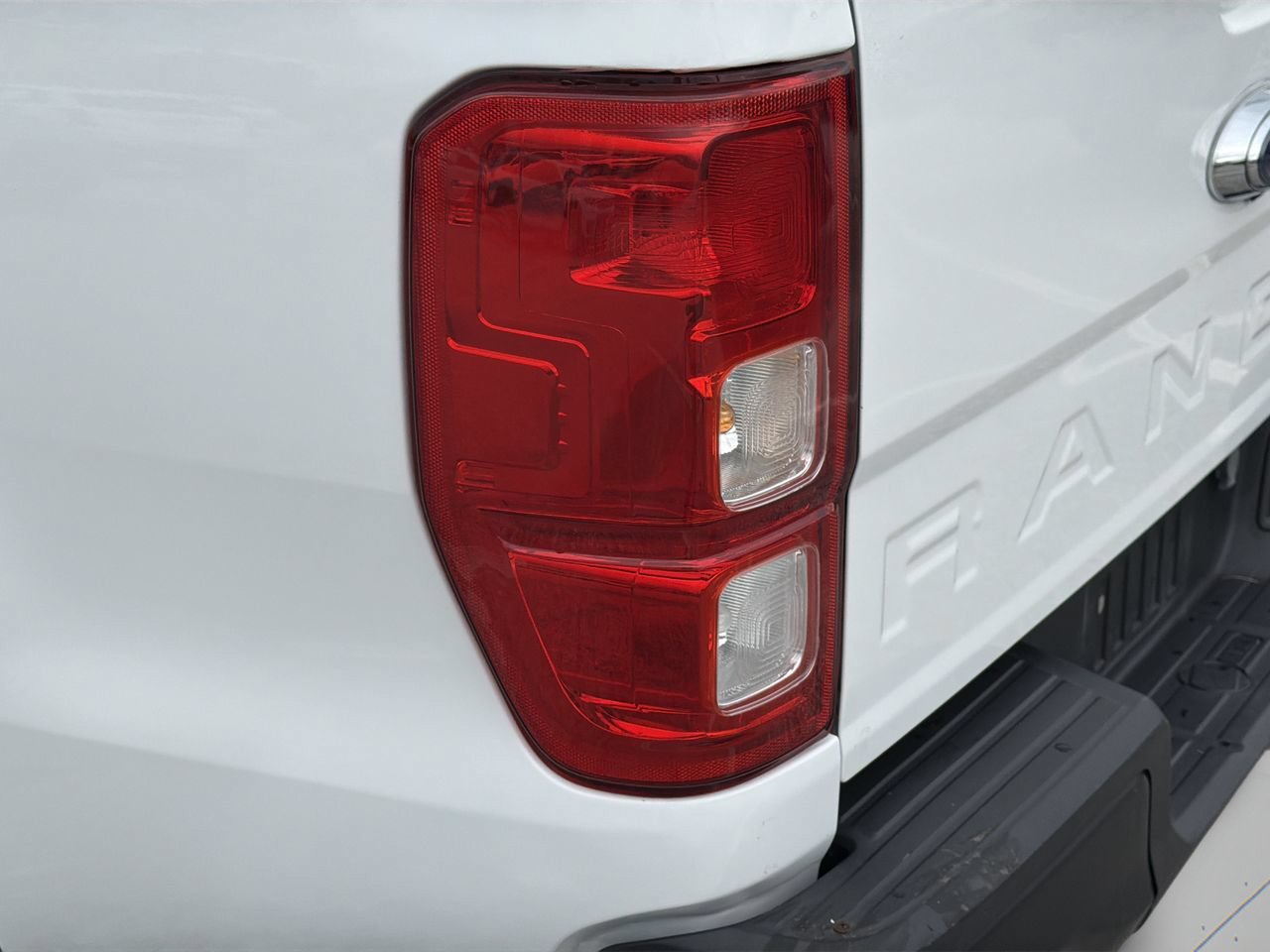 Used 2019 Ford Ranger XL w/ Bed Utility Package RWD image 7