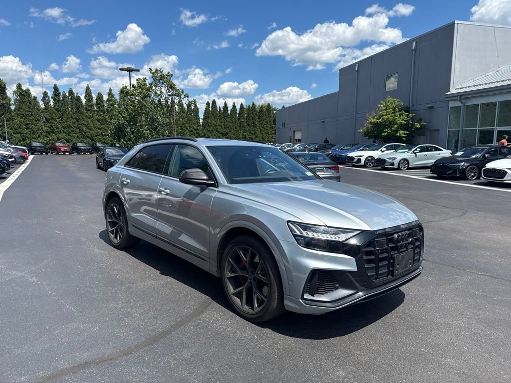 Used 2023 Audi SQ8 Premium Plus w/ Carbon Optic Package AWD/4WD image 4