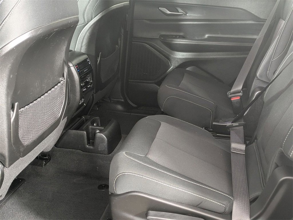 Certified 2023 Jeep Grand Cherokee L Laredo w/ Luxury Tech Group I image 23