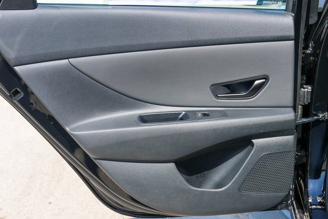 New 2026 Hyundai Elantra Sport image 9