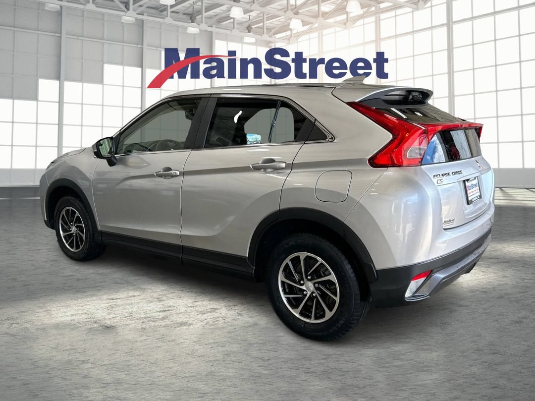 Used 2020 Mitsubishi Eclipse Cross ES FWD image 3