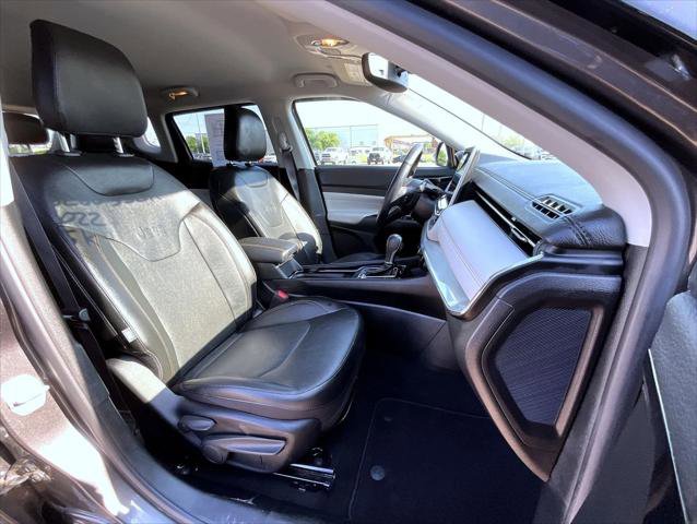 Certified 2022 Jeep Compass Limited AWD/4WD image 16