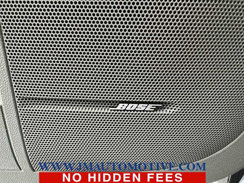 Used 2017 Chevrolet Traverse LT image 37