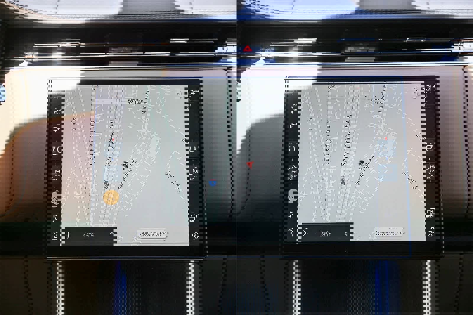 New 2025 Land Rover Range Rover Autobiography image 14