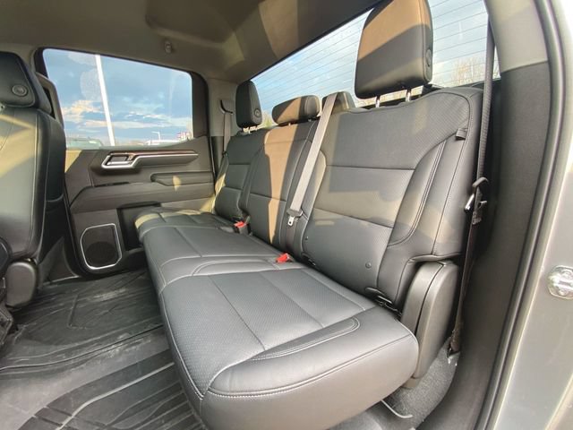 Used 2026 Chevrolet Silverado 1500 LT AWD/4WD image 24