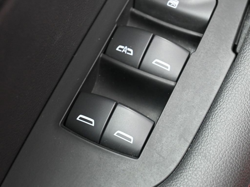 Used 2020 Chevrolet Blazer RS AWD/4WD image 14