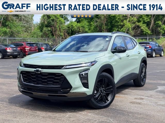 Used 2025 Chevrolet Trax ACTIV w/ Driver Confidence Package FWD image 1