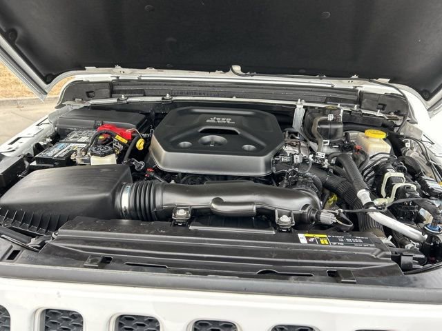 Used 2020 Jeep Wrangler Unlimited Sahara w/ Uconnect 4C Nav & Sound Group image 30