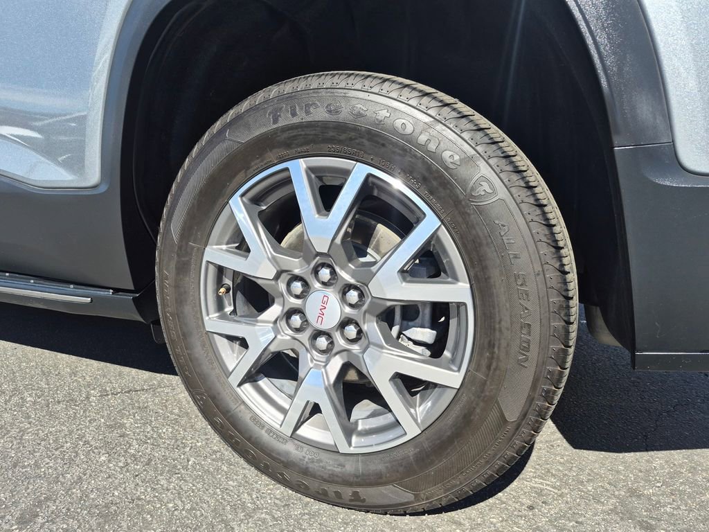 Used 2023 GMC Acadia SLE w/ Driver Convenience Package image 11