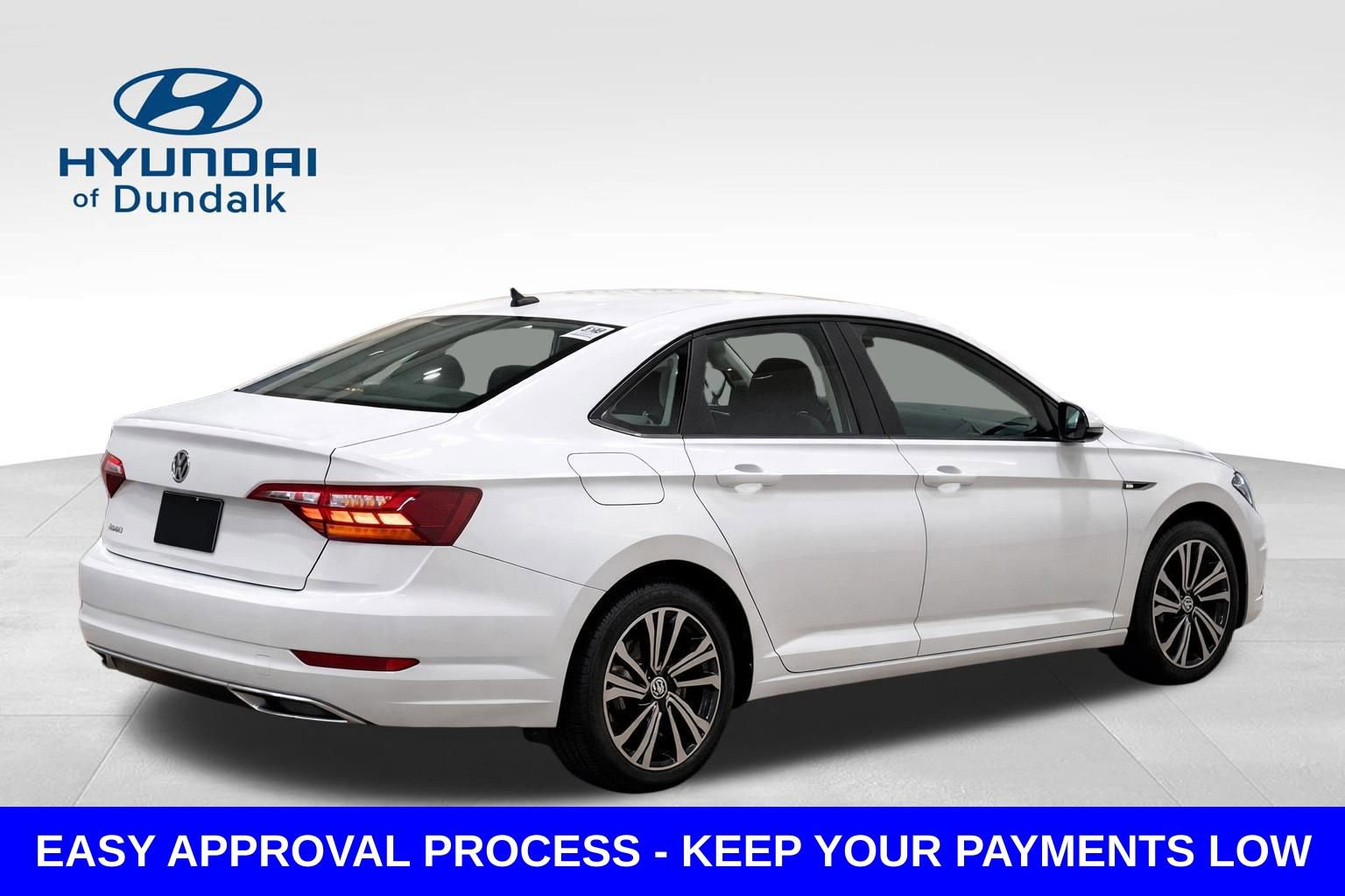 Used 2019 Volkswagen Jetta SEL Premium image 2