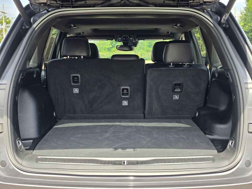 Used 2023 Jeep Grand Cherokee Altitude RWD image 32