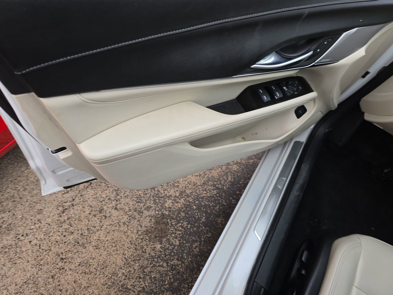 Used 2023 Cadillac CT4 Luxury w/ Sun And Sound Package image 15