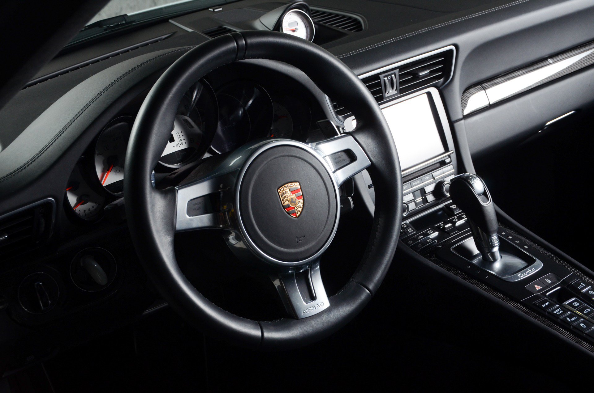 Used 2014 Porsche 911 Turbo S AWD/4WD image 24