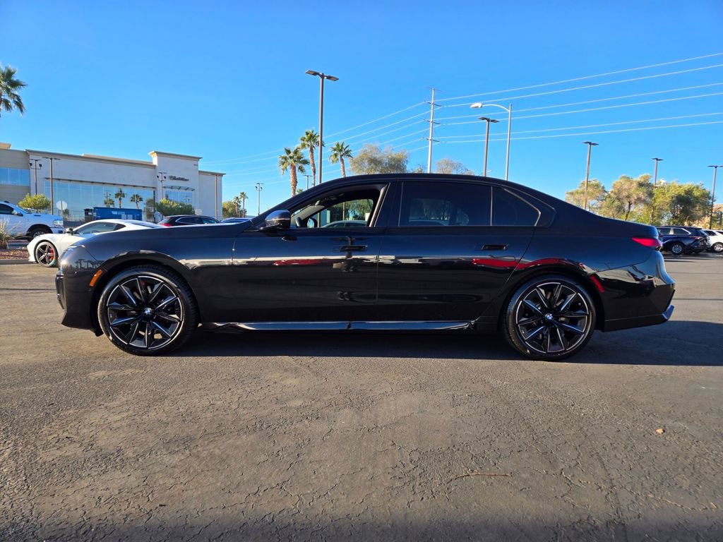 Used 2023 BMW 760i xDrive w/ Parking Assistance Package image 3