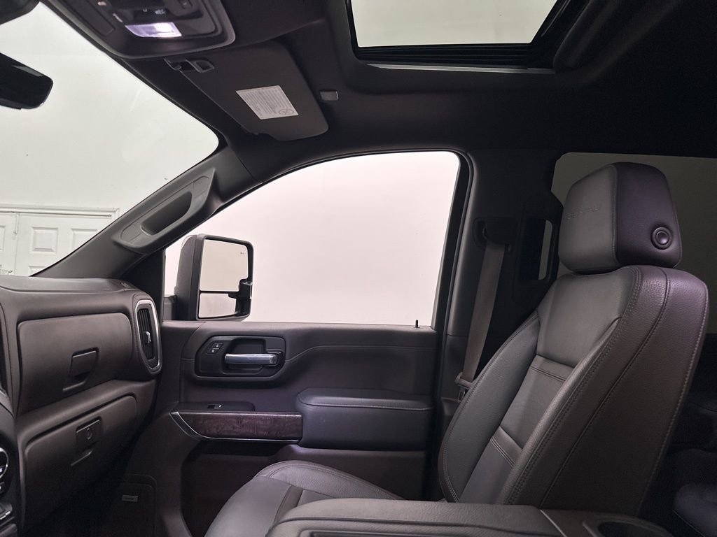 Used 2021 GMC Sierra 2500 Denali w/ Denali Black Diamond Edition image 34