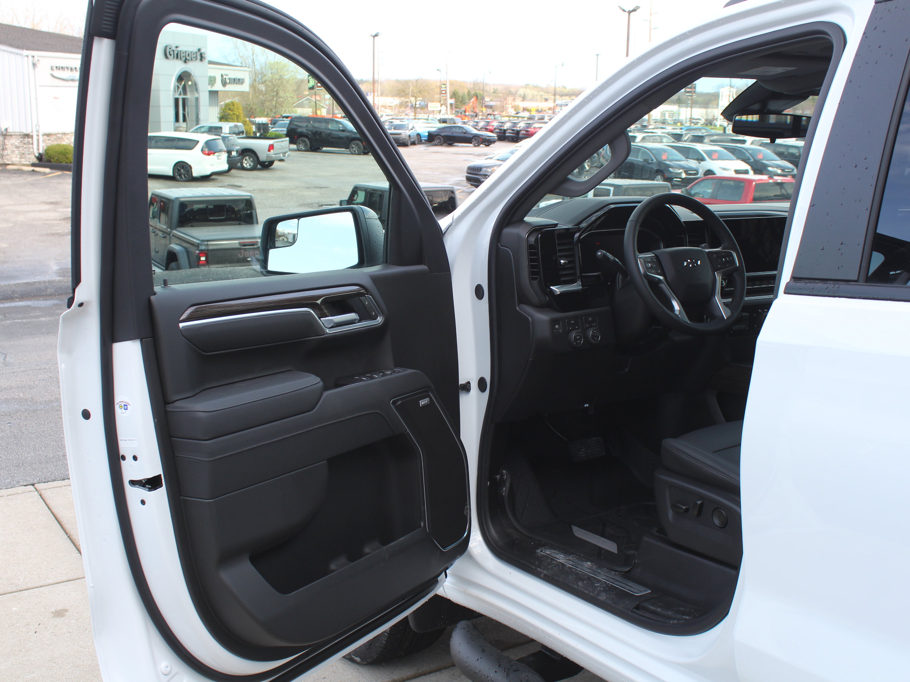 New 2026 Chevrolet Silverado 1500 RST w/ Redline Edition image 8