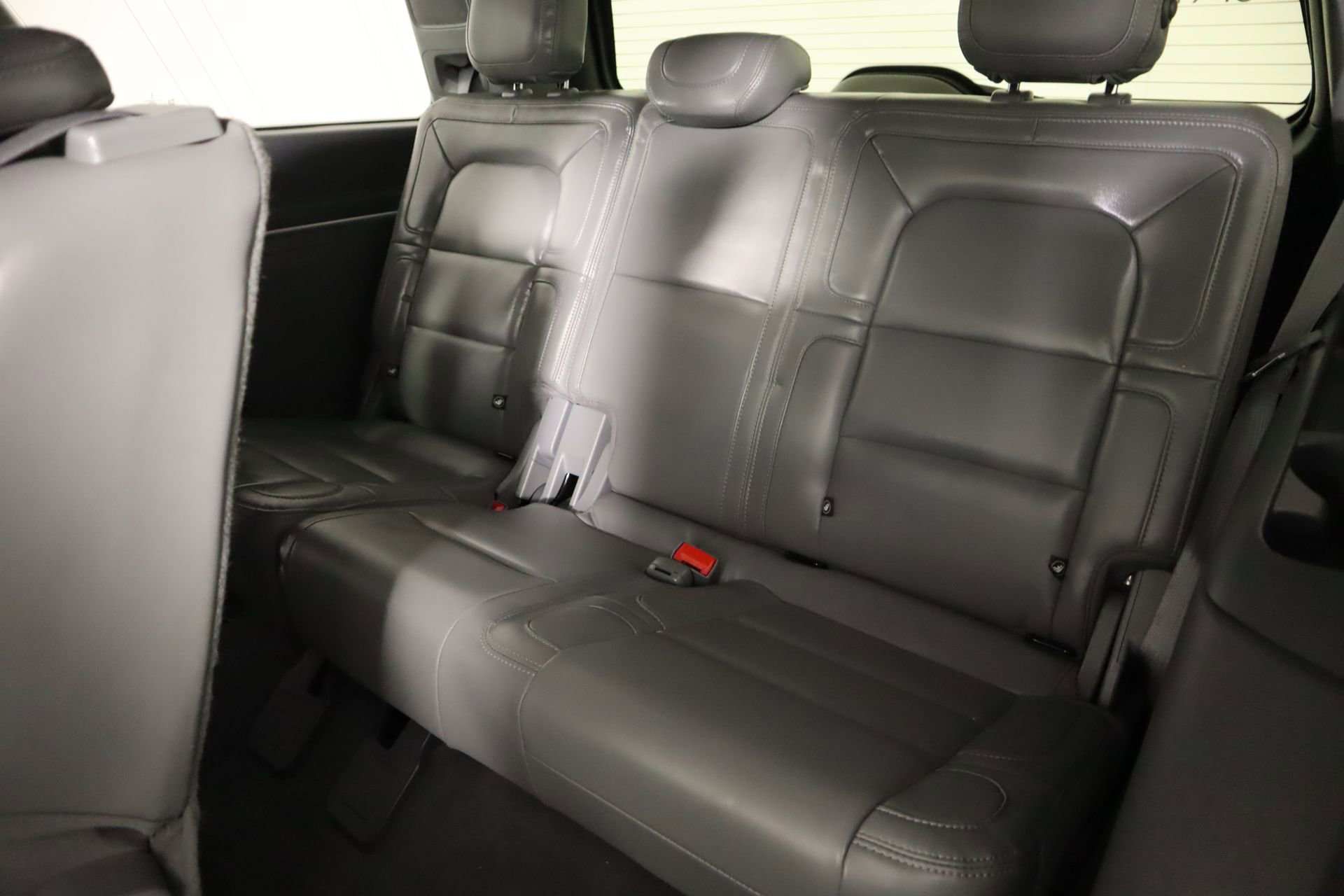 Used 2020 Lincoln Navigator Reserve w/ Luxury Package image 14