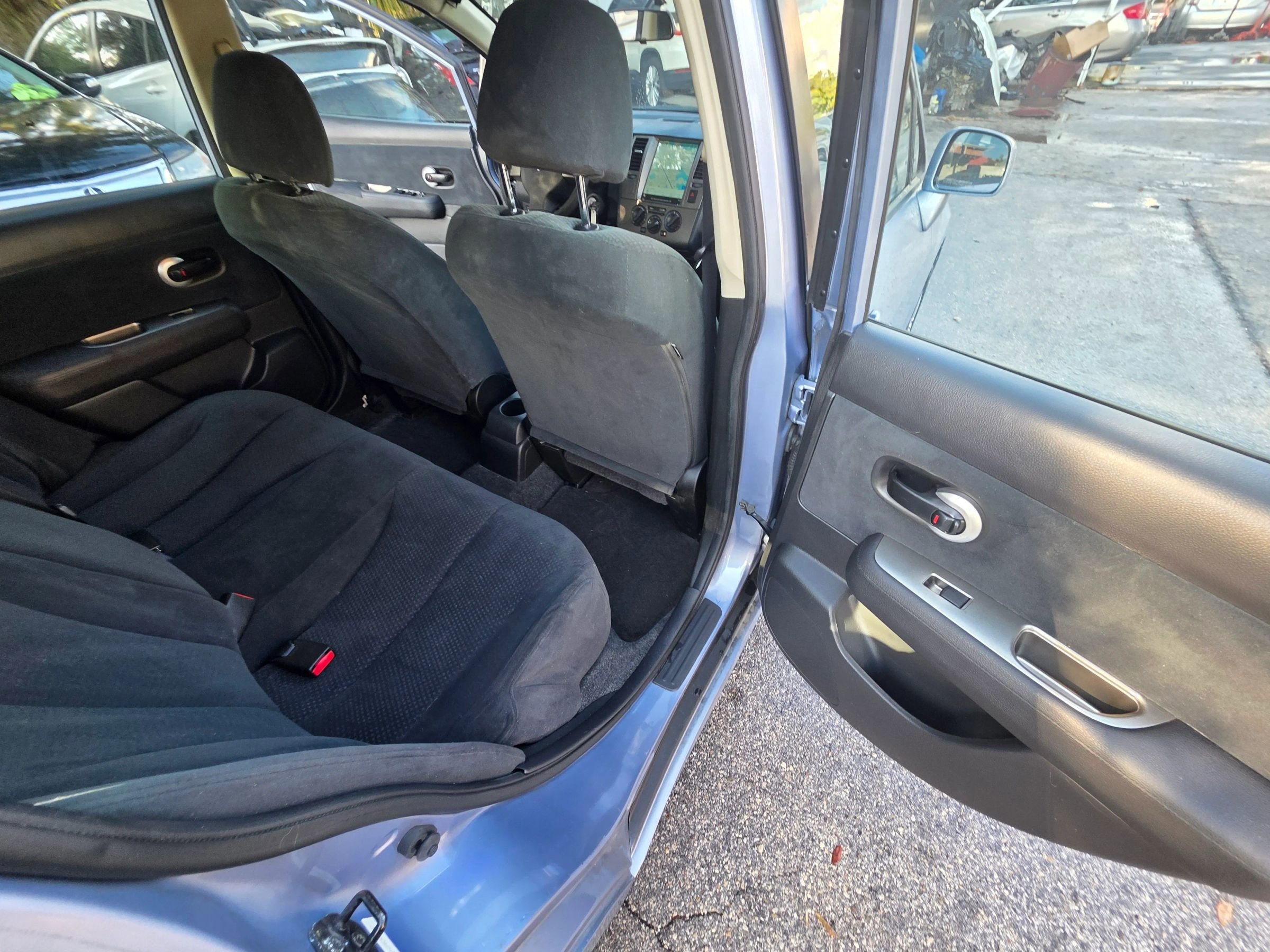 Used 2012 Nissan Versa 1.8 S w/ Plus Pkg image 19