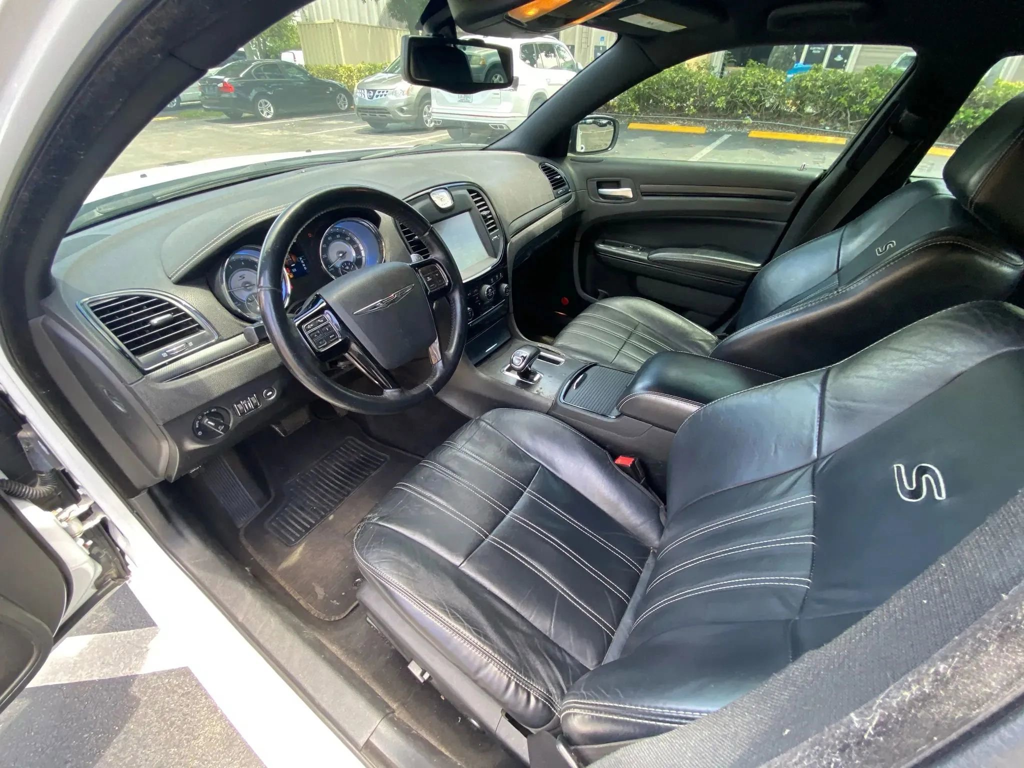 Used 2014 Chrysler 300 S image 21