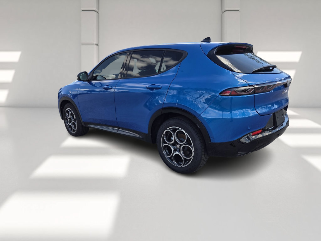 New 2026 Alfa Romeo Tonale w/ Active Assist Package AWD/4WD image 7