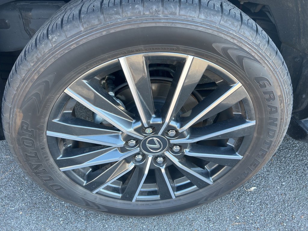 Used 2024 Lexus GX 550 image 4