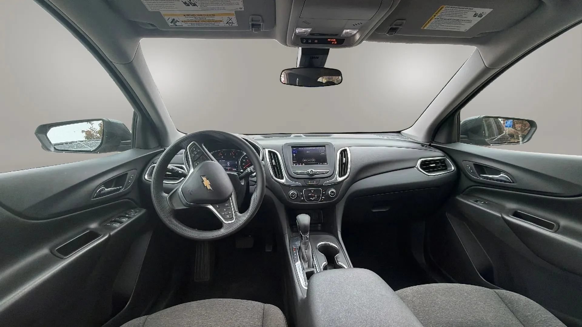 Used 2023 Chevrolet Equinox LT FWD image 17