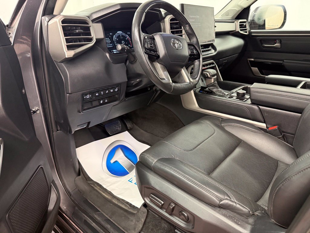 Used 2024 Toyota Tundra Limited AWD/4WD image 11