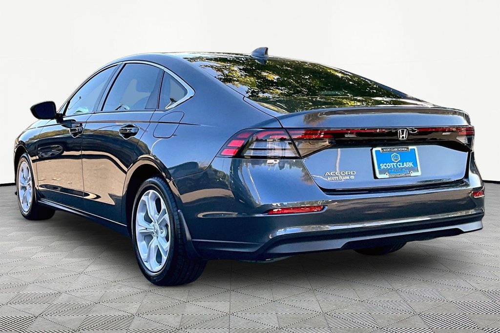 Certified 2025 Honda Accord LX image 4