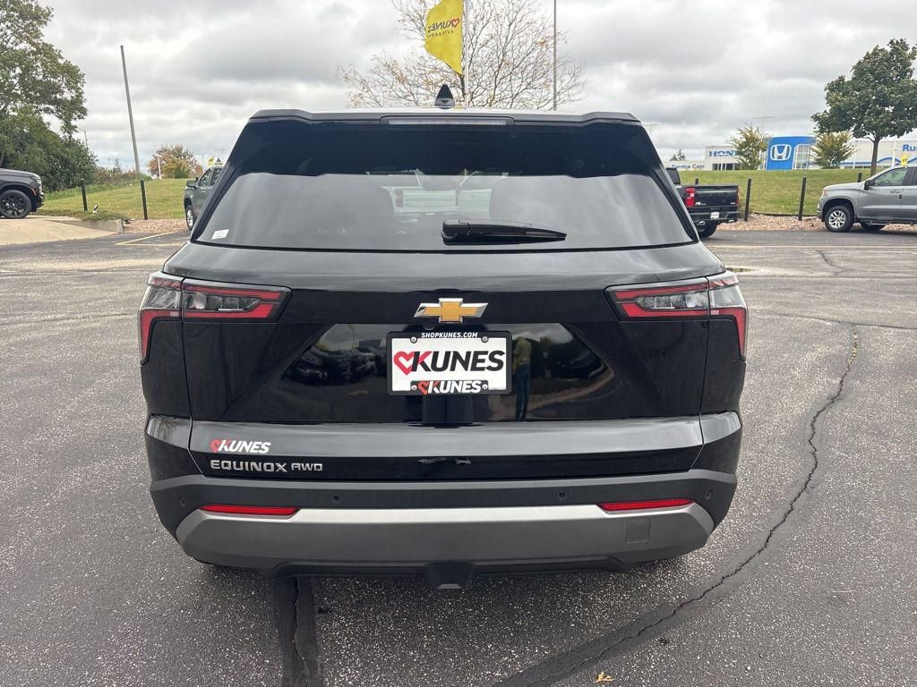 New 2026 Chevrolet Equinox LT w/ Convenience Package II image 4