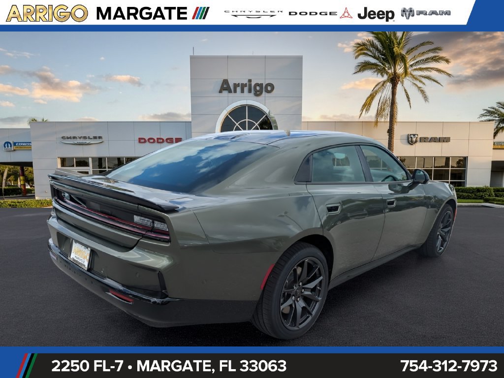 New 2026 Dodge Charger Scat Pack w/ Blacktop Package AWD/4WD image 5