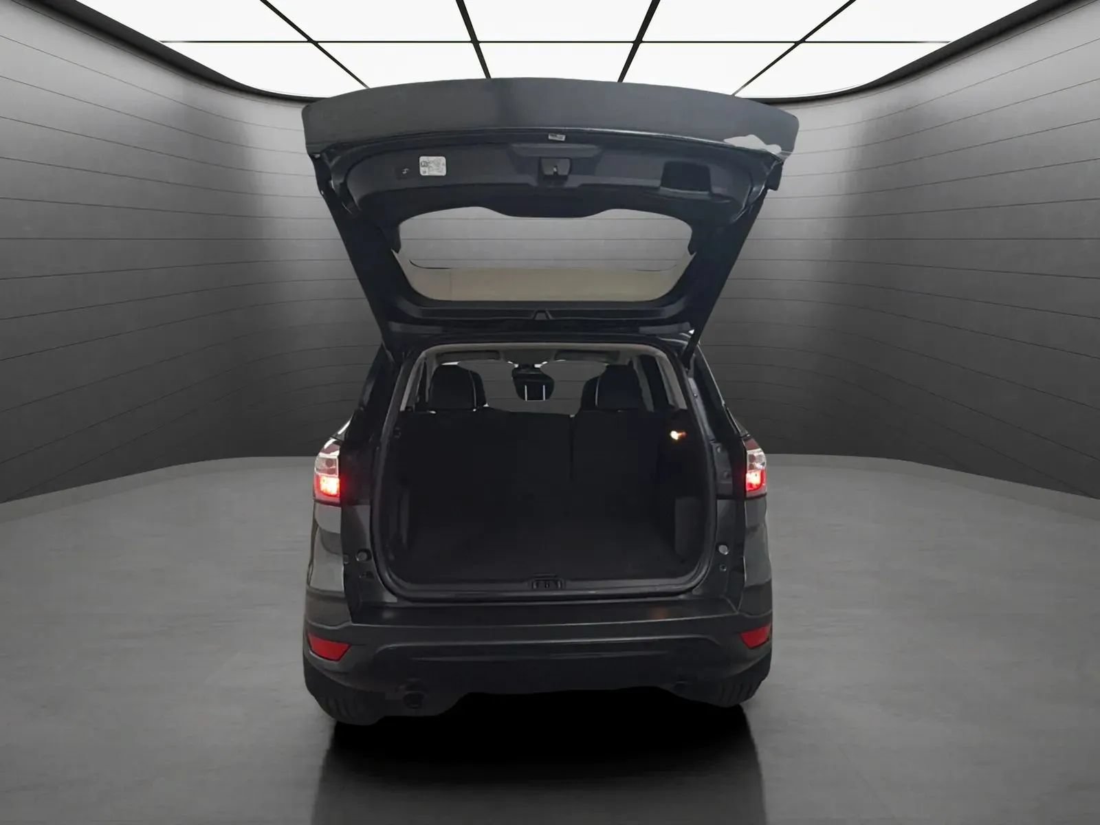Used 2017 Ford Escape Titanium FWD image 20