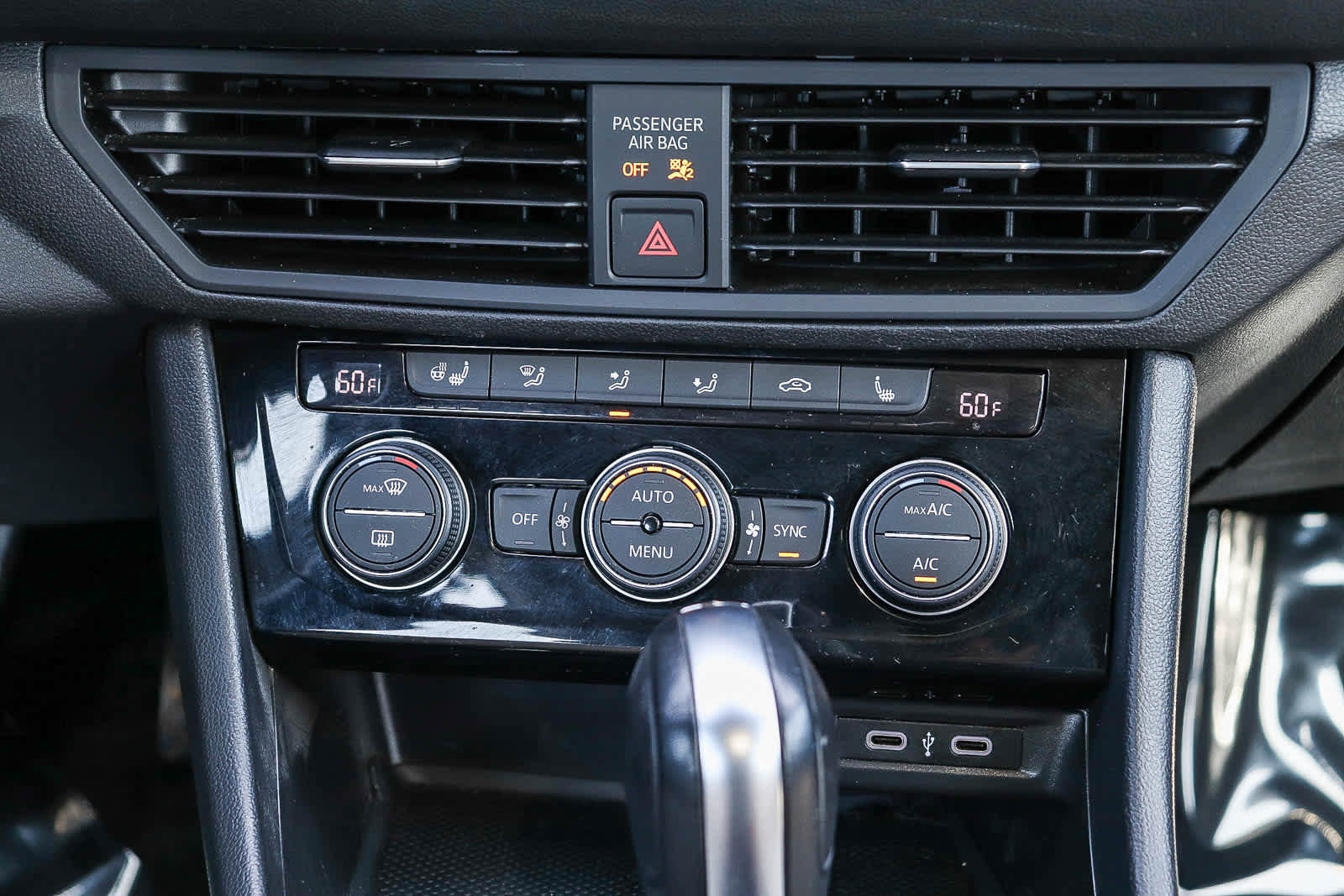 Used 2020 Volkswagen Jetta R-Line w/ R-Line Cold Weather Package image 14